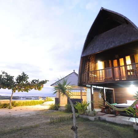 Suka Beach Bungalow Nusa Lembongan  Luaran gambar